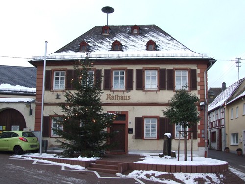 HE Oestrichaussen