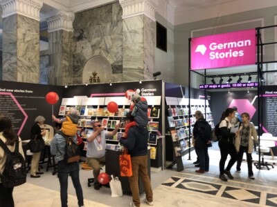 Stand "German Stories" auf einer Messe in Warschau 2022